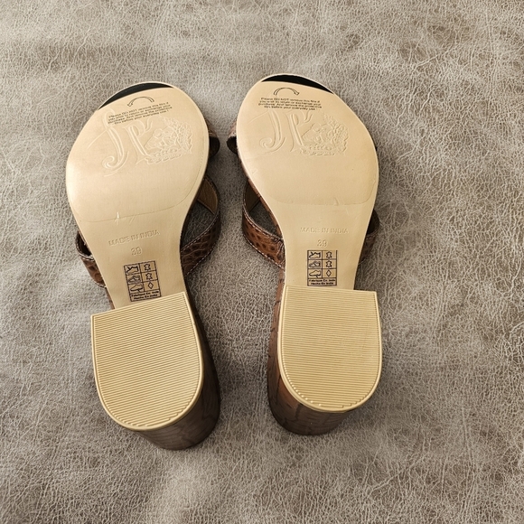 Free People Charlie V Heel Sandals - Picture 7 of 8